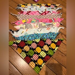 9 Mini dog bandannas!